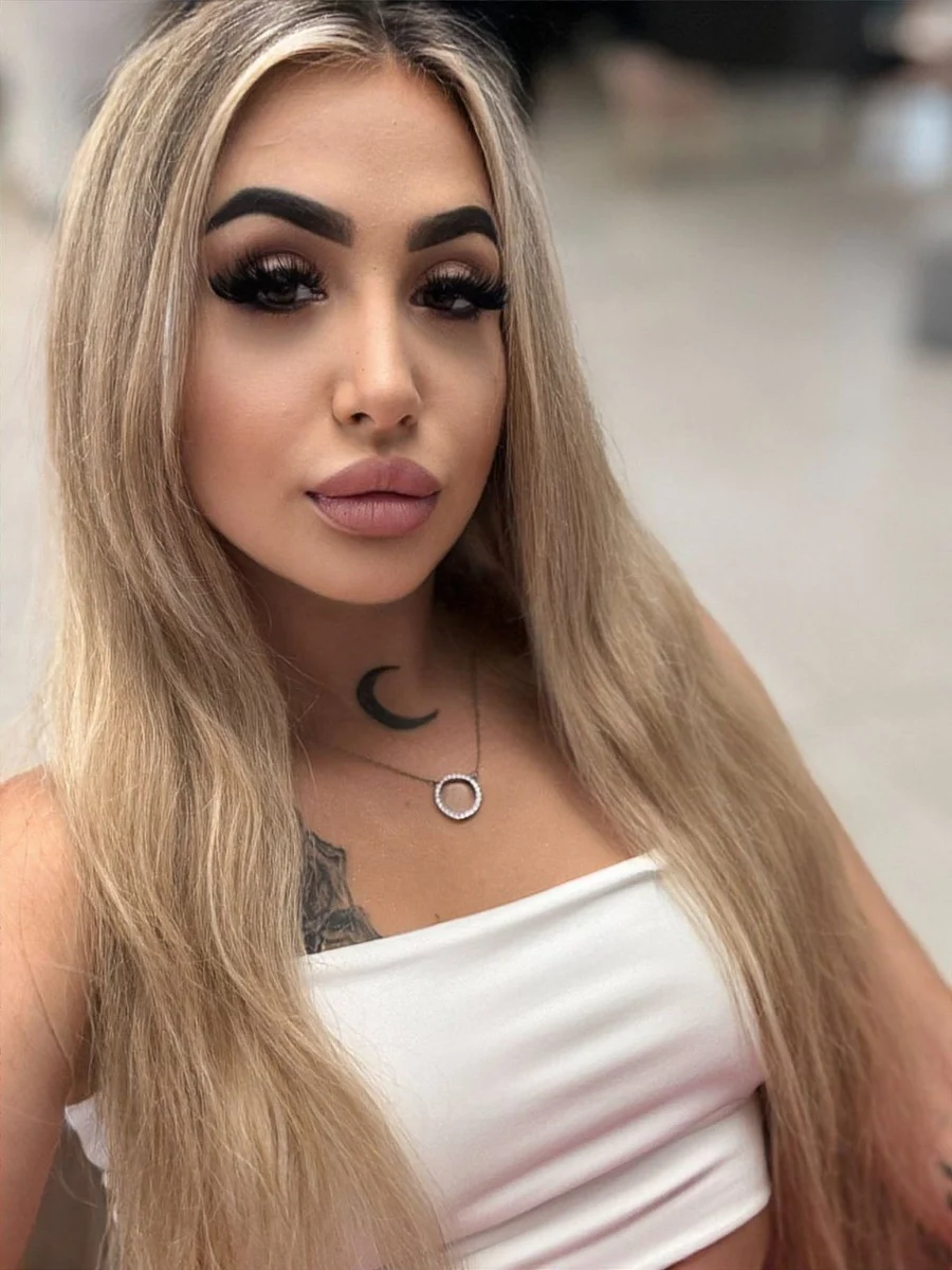 Kassandra escort in London