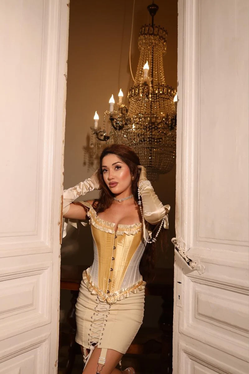 Merinda escort in London