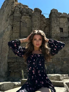 Nadine escort in London