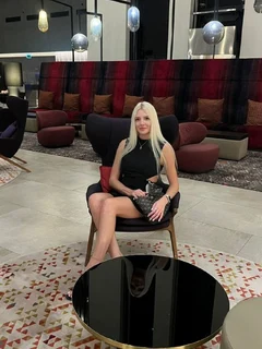 Veronica escort in London